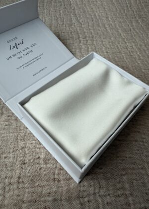 Alternative view of Silki koddaver - Sjö litir