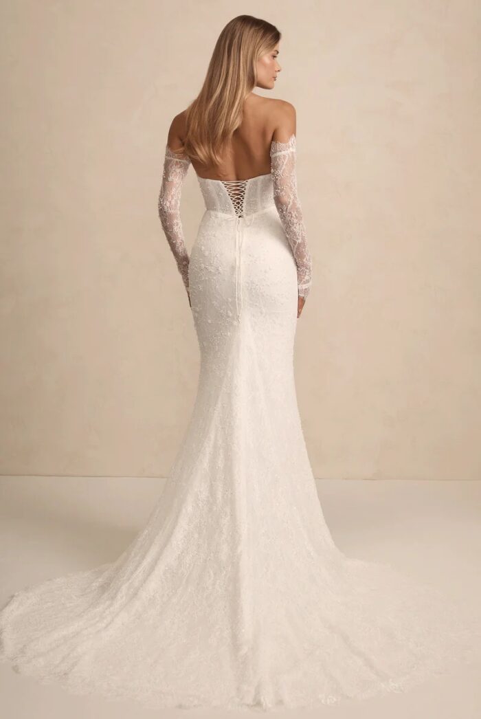 Haven Chantilly sleeve - Image 4
