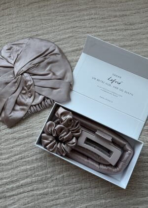 Silki gjafasett - Heatless curls og svefnhúfa - Veldu liti