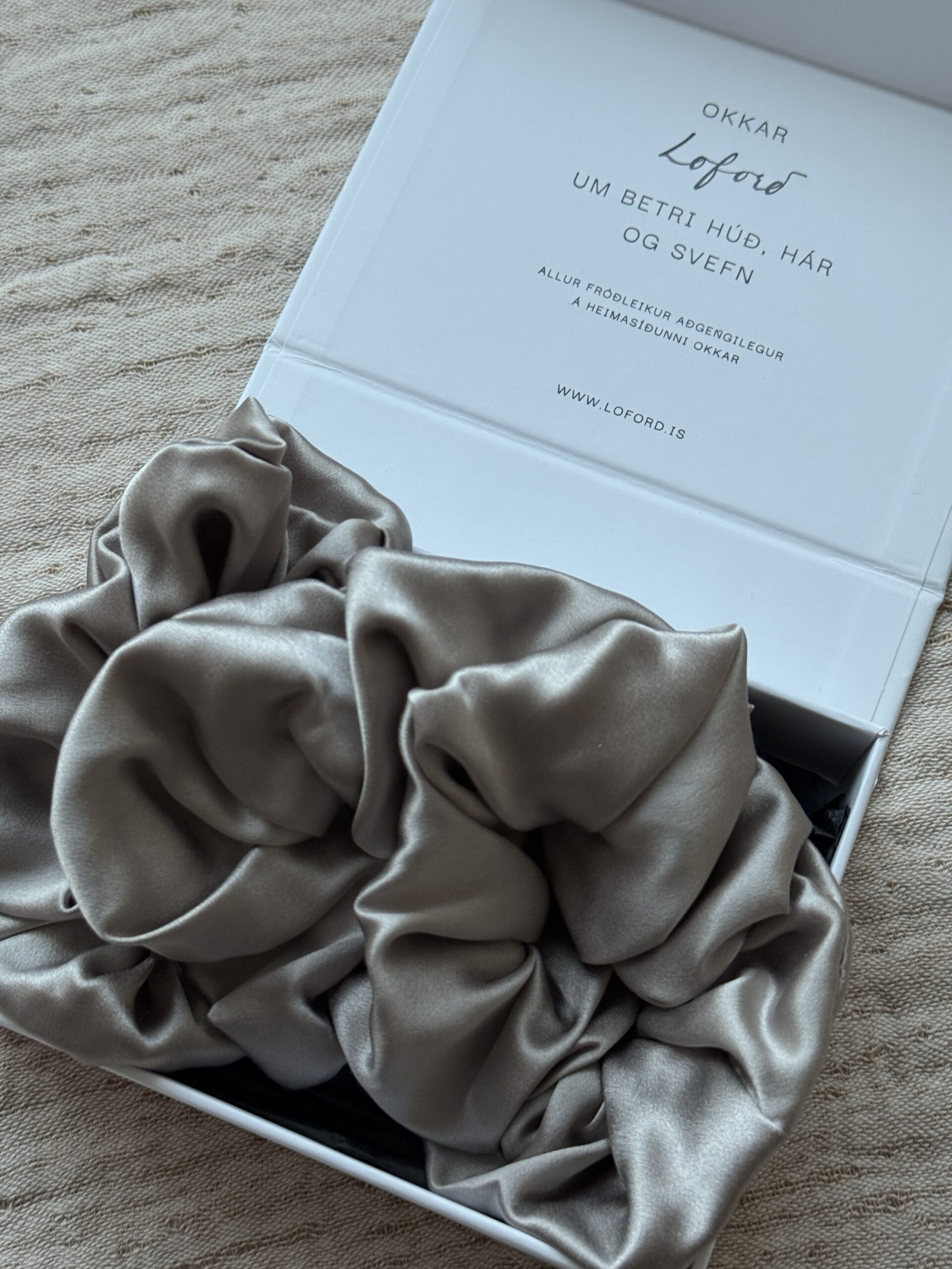 Silki gjafasett - Stórar teygjur - Veldu liti - Image 2