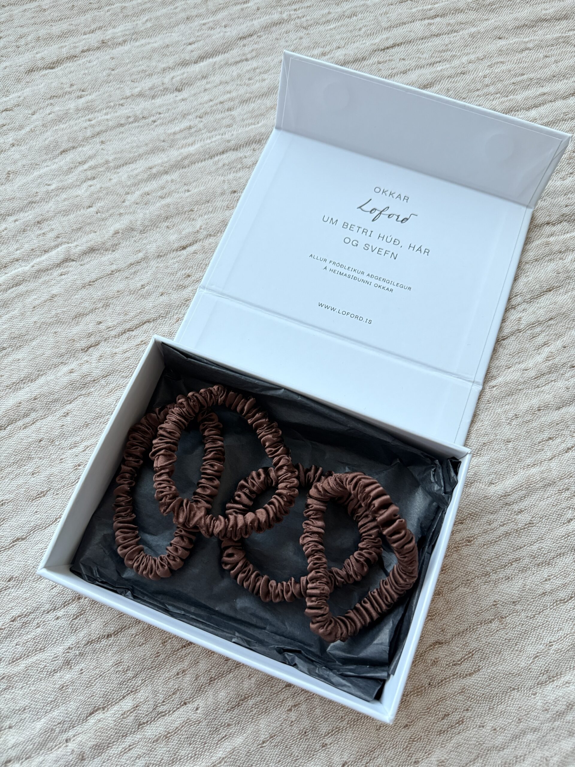 Silki gjafasett - Litlar teygjur - Veldu liti - Image 3